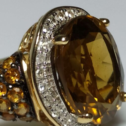 Citrine & Diamond Halo Gold Ring closeup