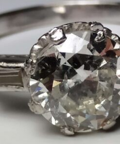 Platinum 1.50ct Diamond ring diamond closeup