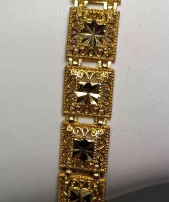 Square Filigree Yellow Gold Bracelet closeup