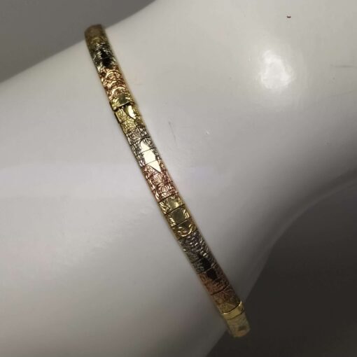 Tri-Color Gold Omega Bracelet closeup