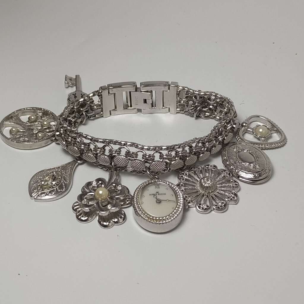 Anne Klein Women display picture 2