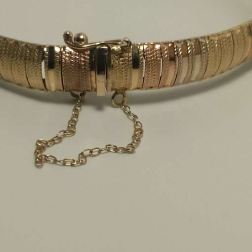 Yellow & Rose Gold Italian Omega Bracelet close up clasp