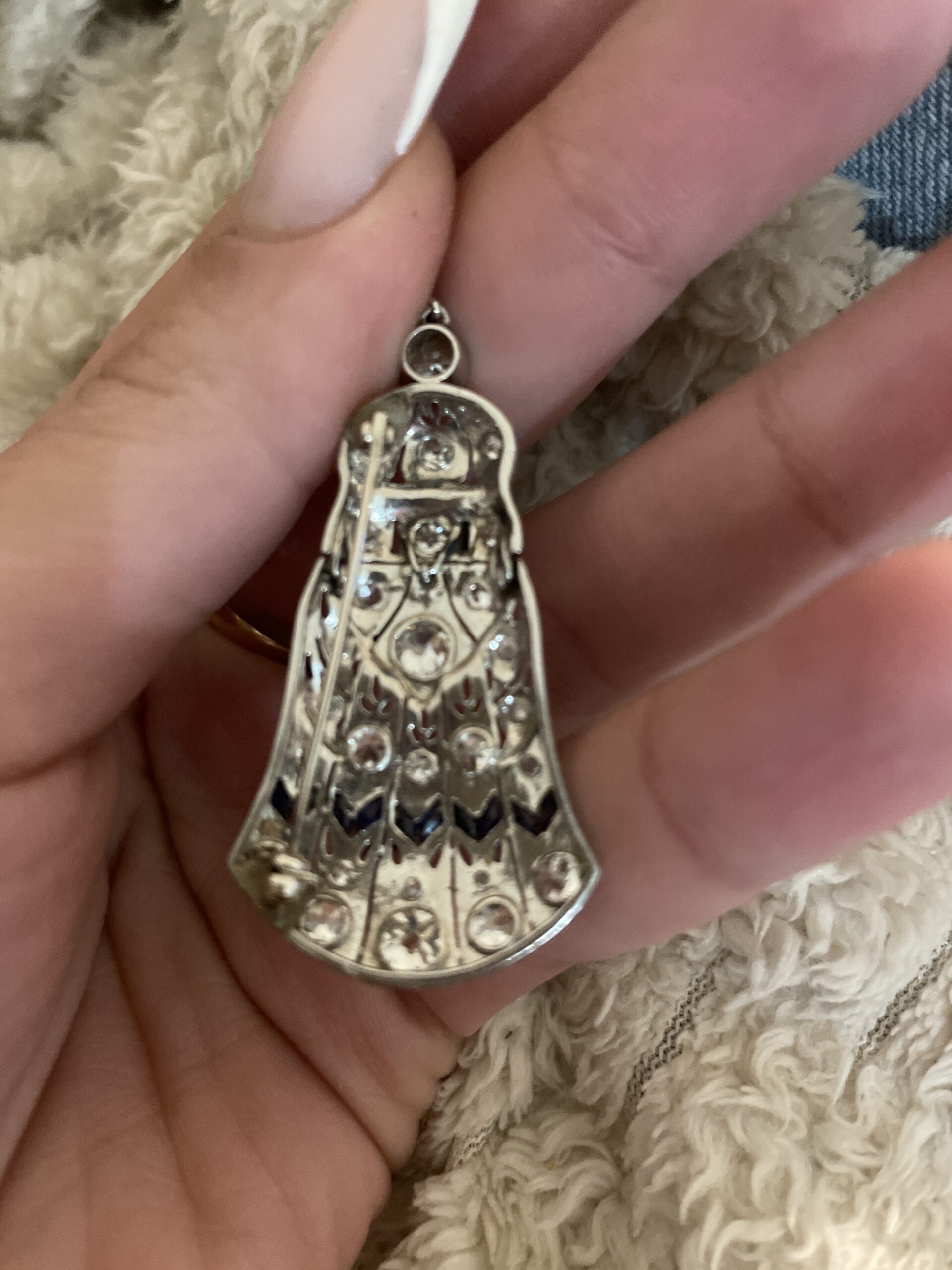 Art Deco Platinum Pendant set with Diamonds and Sapphires - Image 2